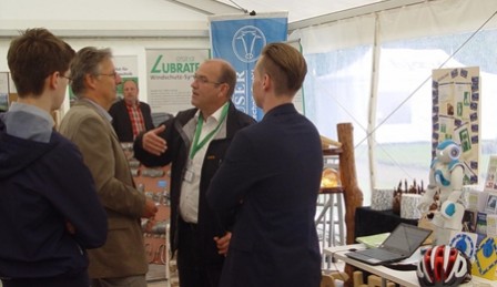 Schülerfirmen auf der Messe in Tangerhütte